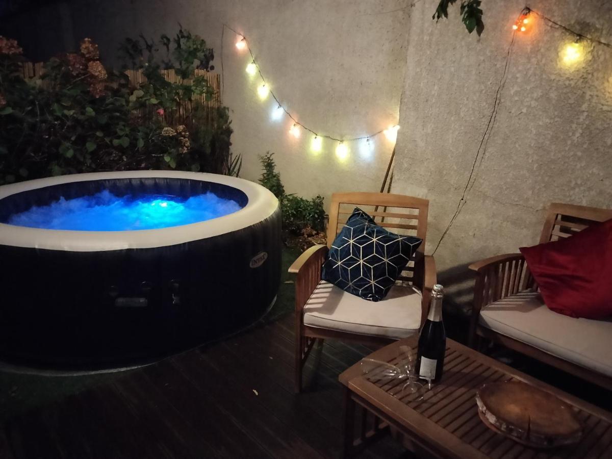 Magnifique Villa Avec Jacuzzi Au Pied Du Stade Saint-Denis  Bagian luar foto